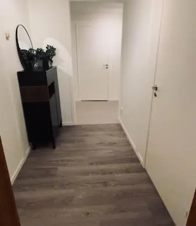Koselig Og Romslig Leilighet - Parkering - Rolig Leilighet Svolvær
